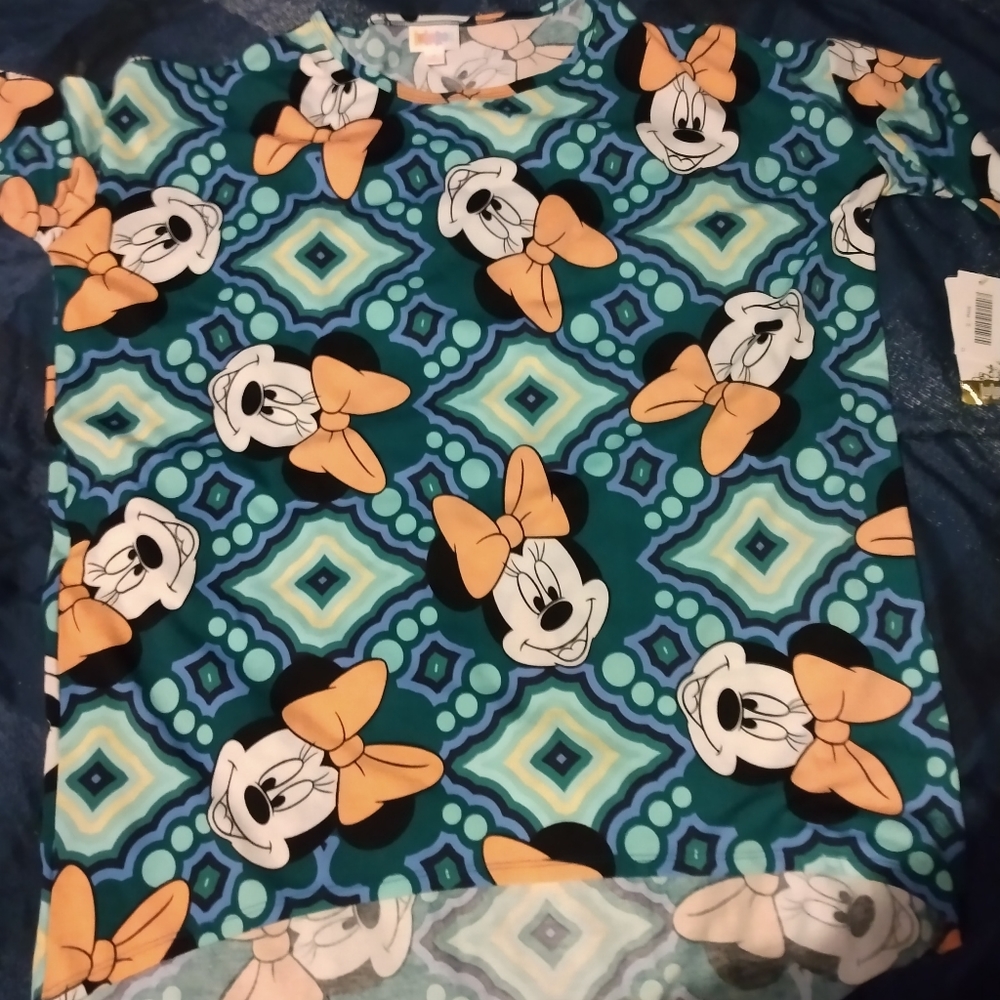 LULA ROE 3 piece LOT 2 SHIRTS 1 LEGGINGS